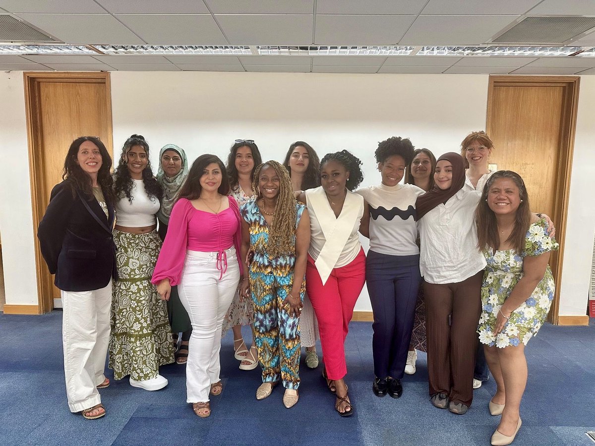 Maudlyn_Awuku's tweet photo. Spent a few days surrounded by fierce, brilliant #women and left with more than notes - power, negotiation, emotional intelligence, burnout awareness, all of it now shaping how I #lead. Thank you
@whywomen. ๐ค
#WomenInLeadership #LEGITblueprint #Maudtivation #GenderEquality https://t.co/6hg2ZmPpM0