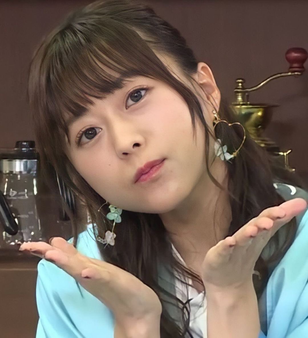 Sx9Aw's tweet photo. 貼り合いぼしゅー💕
声優の気分💕
DM待ってます💕

#貼り合い https://t.co/23vcvOFBUC