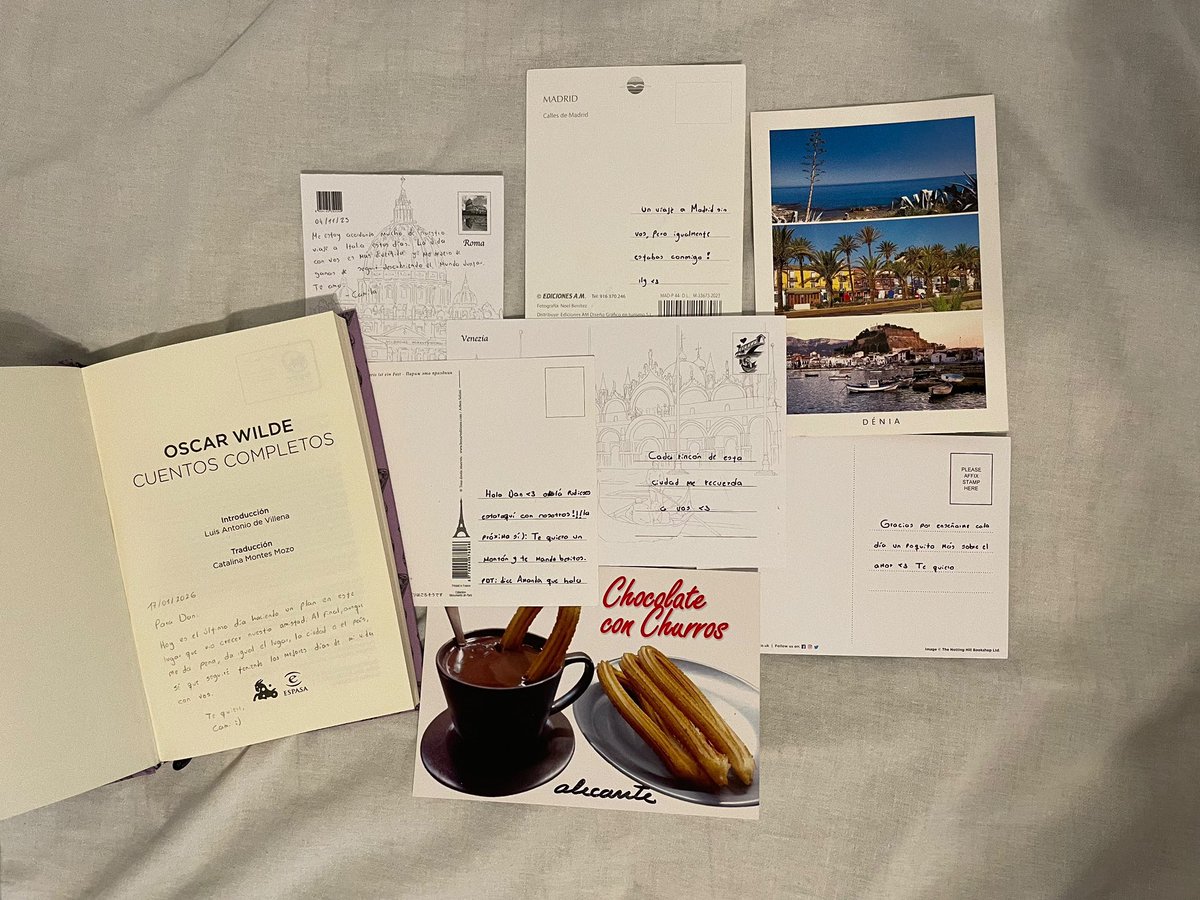 imcameelaa's tweet photo. algunas de las postales que dan y yo nos hemos dado a lo largo de estos años… el amor es real https://t.co/ro0BGpSqrf