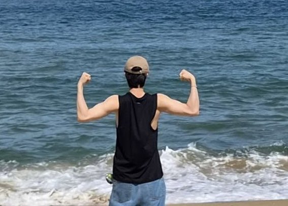 jinniesarchives's tweet photo. guys i think this is the end of me… it’s been good here, well bye. https://t.co/bFDqUtZu7z