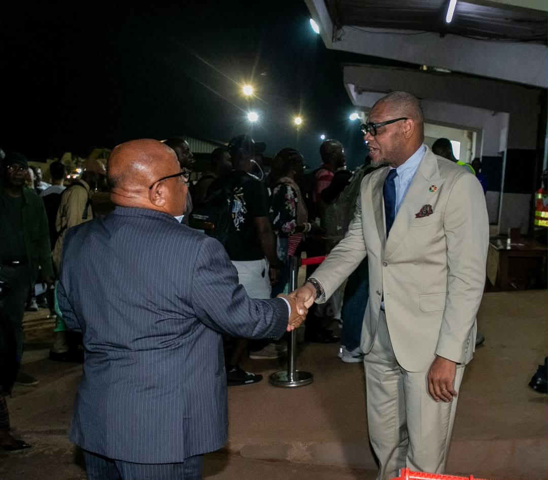 journaldebangu1's tweet photo. 📷 DIPLOMATIE
Mohamed El-Amine Souef, Représentant spécial du Secrétaire général de l’ONU pour l’Afrique centrale et Chef de l’UNOCA, est arrivé à Bangui le 16 septembre 2026 pour sa première visite officielle en République centrafricaine.
#Centrafrique #UNOCA #ONU #Diplomatie https://t.co/OdlPMngNYO