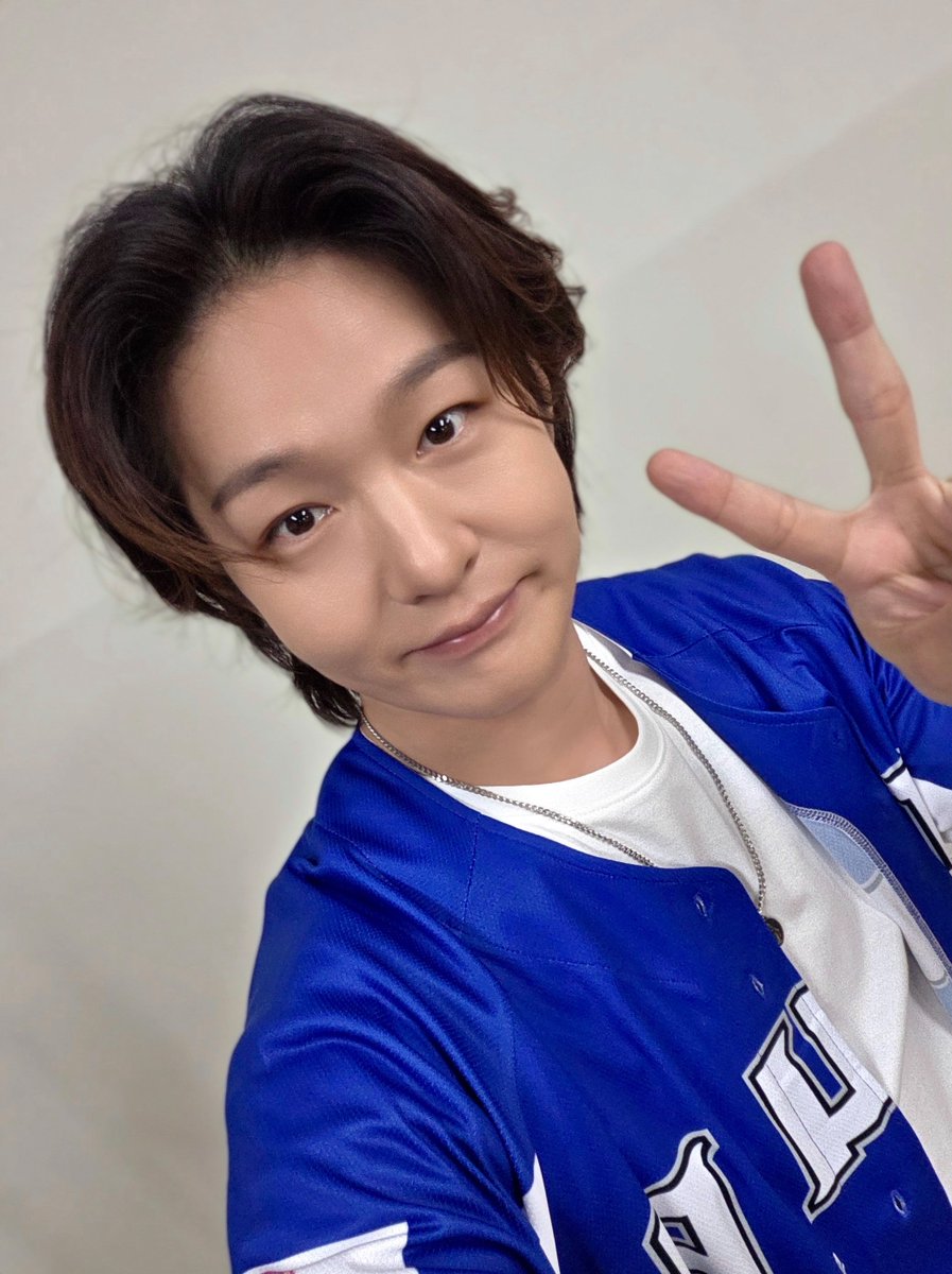 LeeCS_Official's tweet photo. [📸] @ 2026 부산가톨릭대학교 오륜골 축제

#이창섭 #LEECHANGSUB 
#LeeMake #FragmentaAmoris #사계그리고너 https://t.co/BSmrlcUpFe
