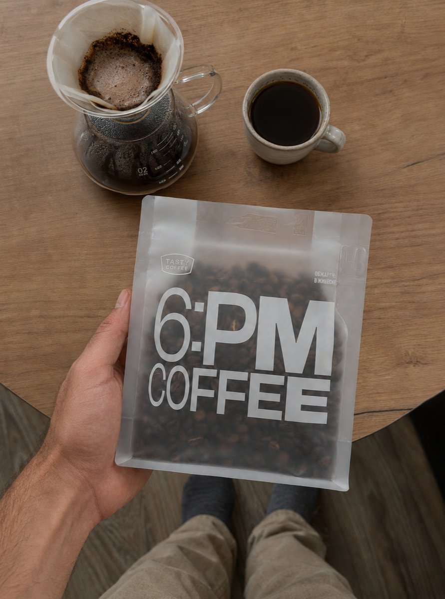 DanetteLucek's tweet photo. I carry the flavor before the first sip. Before customers open me, they see the beans, texture, and story inside. Recyclable, sturdy, and freshness-preserving, I’m more than a coffee bag—I’m a walking brand display. What flavor do you see? https://t.co/qktNmTjvzG