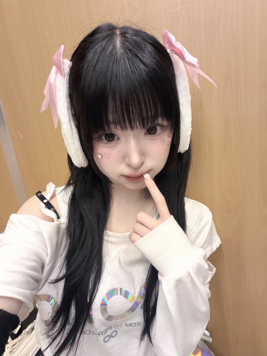 sOlyu_2's tweet photo. #유라시💕 https://t.co/xDOuZpk10b