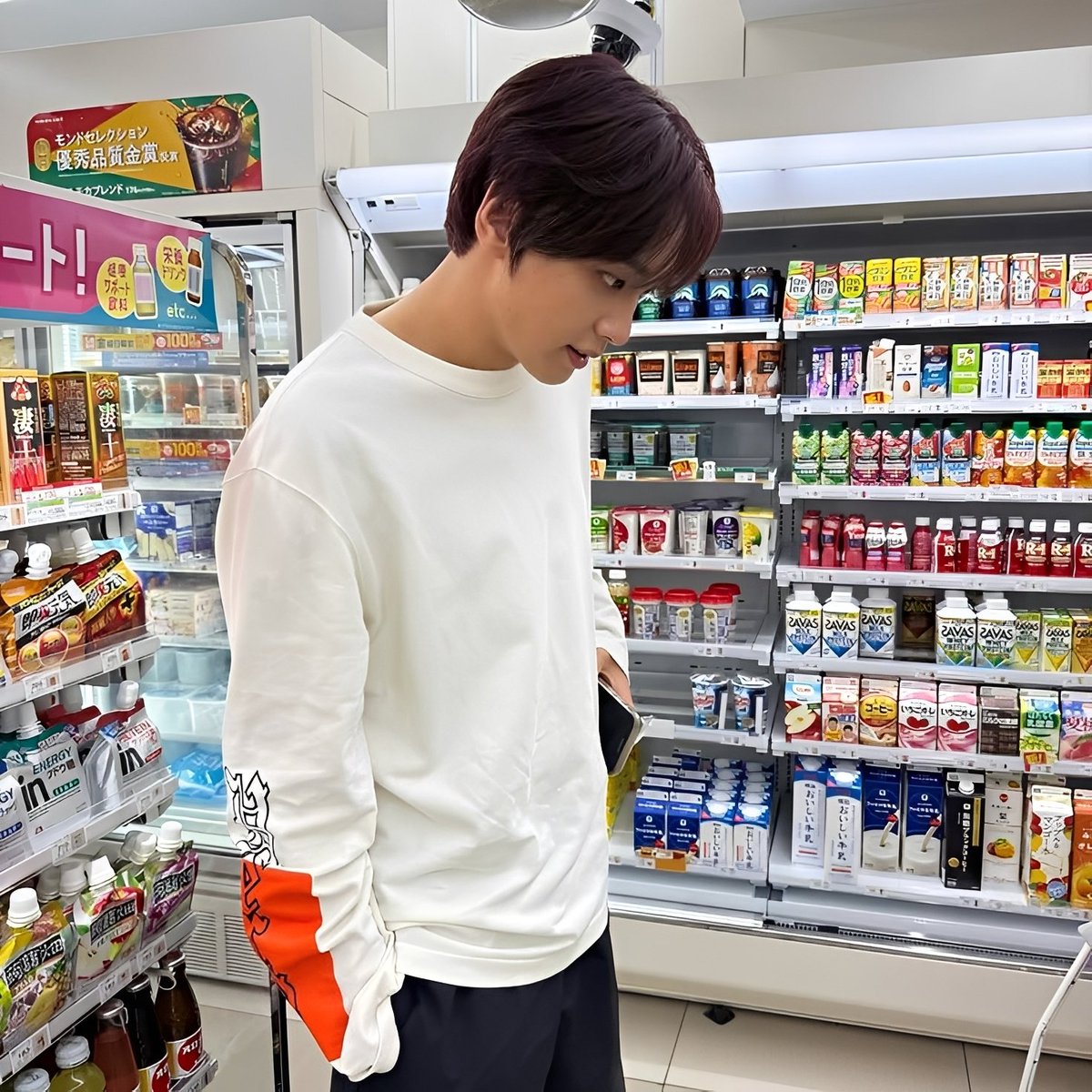 winfgkeu's tweet photo. @bunomori ✶ form optip
katalog : meoing 
name : ala
notes : mau disempilin foto ffasyalku ini di header, avanya pake foto rj ajah ya cayangku :3. buat color pallete disesuaikan saja sama fotonya tapi mau nyang pastel gituch >___< https://t.co/qFh13x6lLM