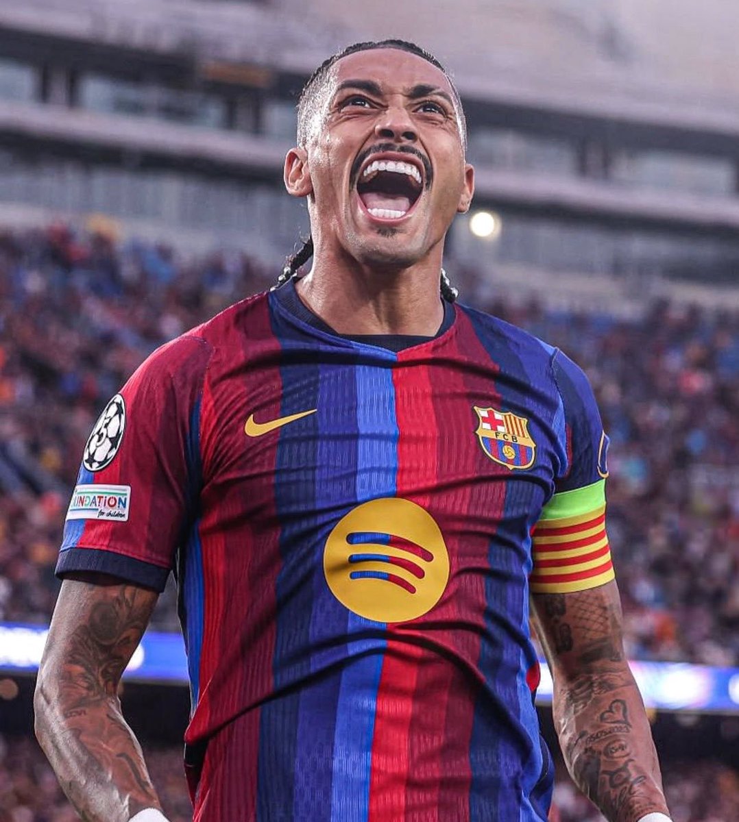 Tobs_fc's tweet photo. 🚨 Neymar who looked like he didn’t score much at Barcelona left with 105 goals, while Raphinha who has been scoring non stop still has 86 goals for Barcelona. 

How did Neymar do it in just 4 seasons. 😭 https://t.co/X90wswtgll