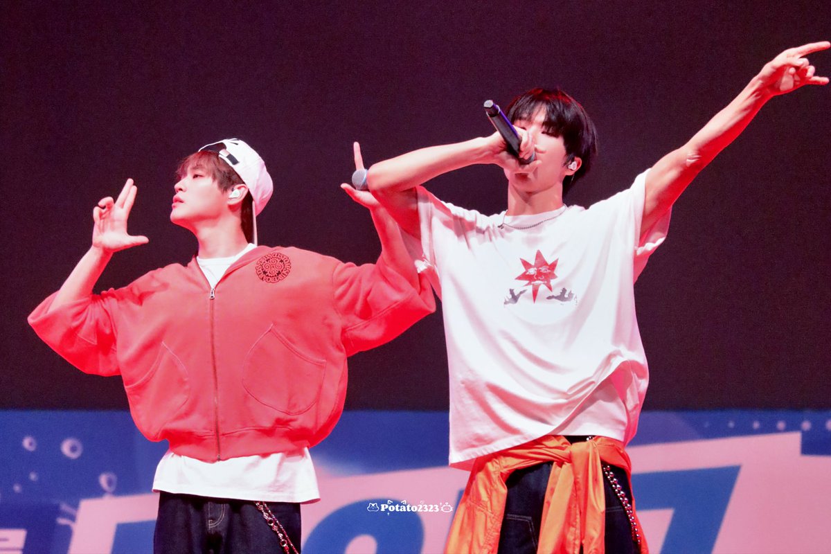 potato_jc2323's tweet photo. 260917 동국대 영캠프

#CHENLE #JISUNG #辰乐 #지성 #천러 #천지 #지천 #CHENJI #JICHEN #NCT #NCTDREAM https://t.co/vuQboHZL4J