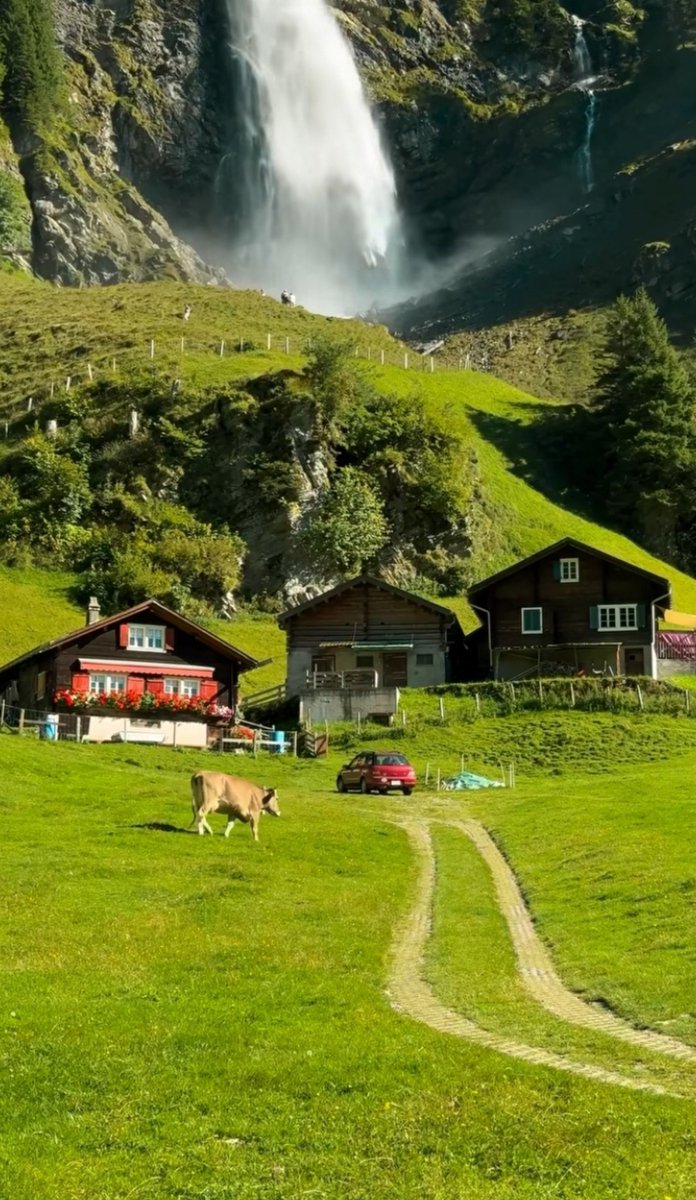 purelivn's tweet photo. Switzerland https://t.co/hPnyZa57P2