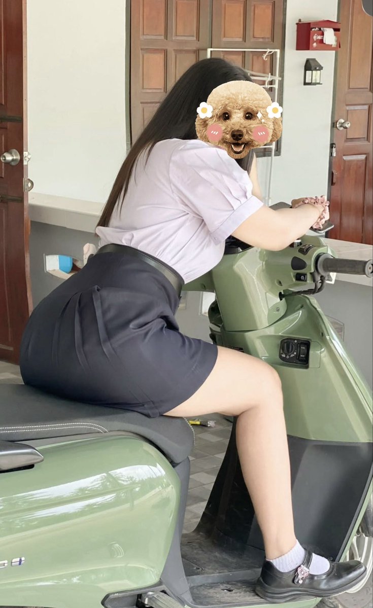 Kanyaraeiei's tweet photo. ถ้าถอดหมดจะดูมั้ยคะ ลองทักมาสิ 🤭😚 https://t.co/z2Q1SL3yow