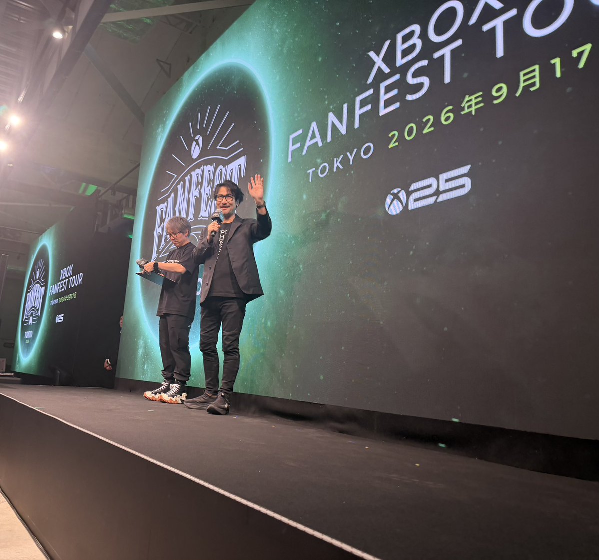 majornelson's tweet photo. Thanks to @HIDEO_KOJIMA_EN for joining us at XBOX FanFest tonight ! https://t.co/D0WSW76X1G