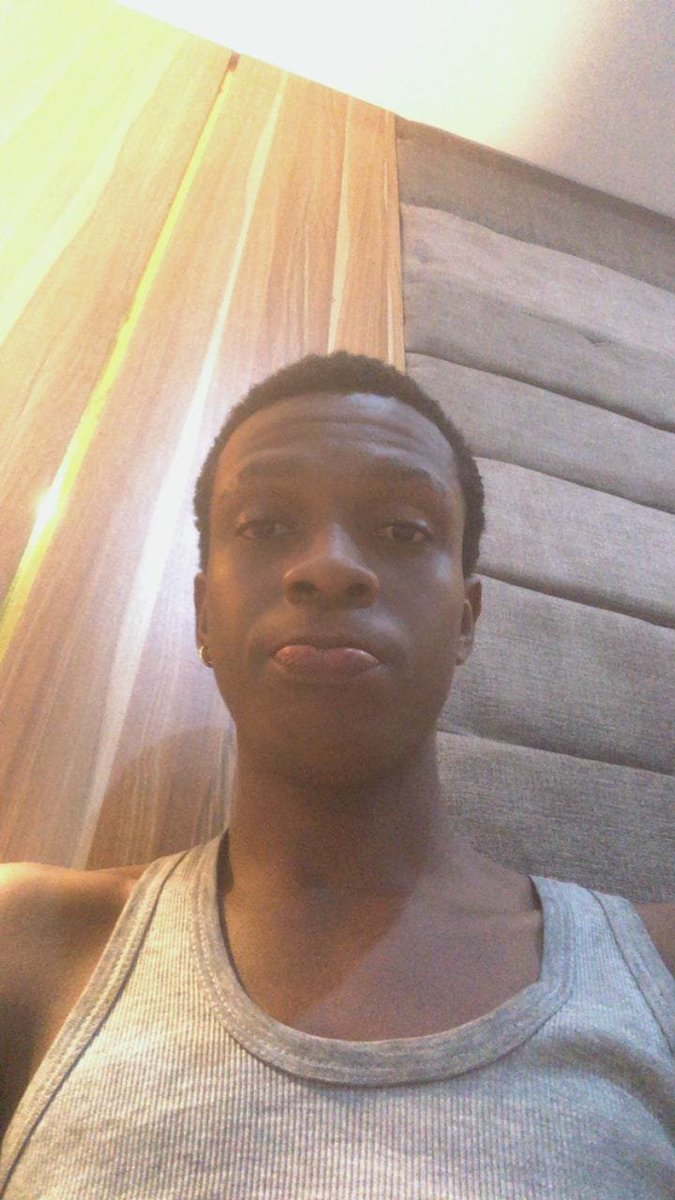 JEzekakpu's tweet photo. Hot slim dyde https://t.co/A0EUmfkDt2