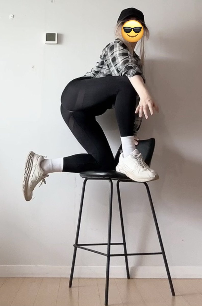 tighthigh0's tweet photo. 운동하고 온 윤희 pt.2 https://t.co/AkUuaG9ViX