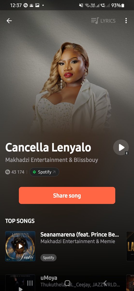 HendriccahM's tweet photo. Tjovitjo bafethu tjoooovitjo, kgalang Proverb bafethu yooooooooo ngeke 😭😭😭😭
#SlowLounge 🎶
#WhatsInTheLunchBox🍵
#ThrowBackHour🎶
#TheMiddayLinkUp let's gooooooh💃💃💃💃
@METROFMSA
@Leratokganyago
@KeoraHlope
@ProVerbMusic https://t.co/7g9yr3McnD