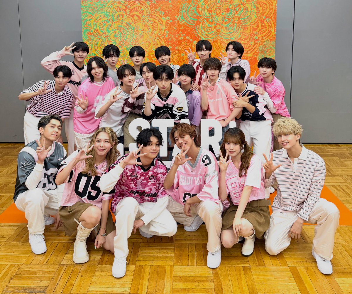 STAR_FujiTV's tweet photo. #中島健人 さん
ありがとうございました📸❣️

14名のジュニアと
6名のN's Performerで
STARだけの特別パフォーマンス🫰
🧑‍🤝‍🧑🧑‍🤝‍🧑🧑‍🤝‍🧑🧑‍🤝‍🧑🧑‍🤝‍🧑👑🧑‍🤝‍🧑🧑‍🤝‍🧑🧑‍🤝‍🧑🧑‍🤝‍🧑🧑‍🤝‍🧑
STAR限定の♪最初はキュン！
いかがでしたか？
#TVer で何度でもCheck 🫶👀🫰

3週連続で番組を盛り上げてくださった
#ケンティー さん ⭐️
どのパフォーマンスも最高でした👏
ありがとうございました💐✨

💌公式ハッシュタグ
#STARスター
↑カタカナ”スター”を
つけていっぱい感想投稿してほしぃ〜の⭐️

#次世代のスターとキュン