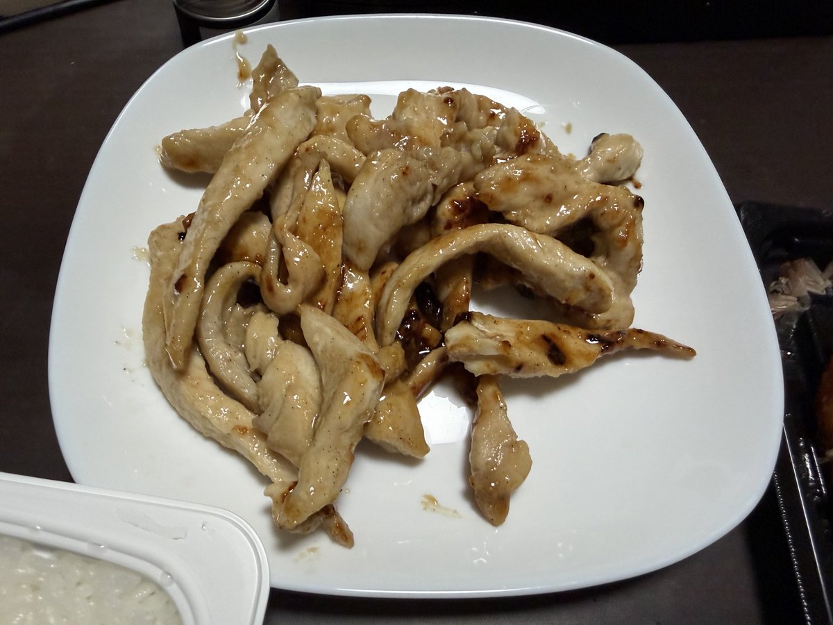 M0chimarchi's tweet photo. 今日のはちょっと美味しそうやんな https://t.co/9vvmFiM24c