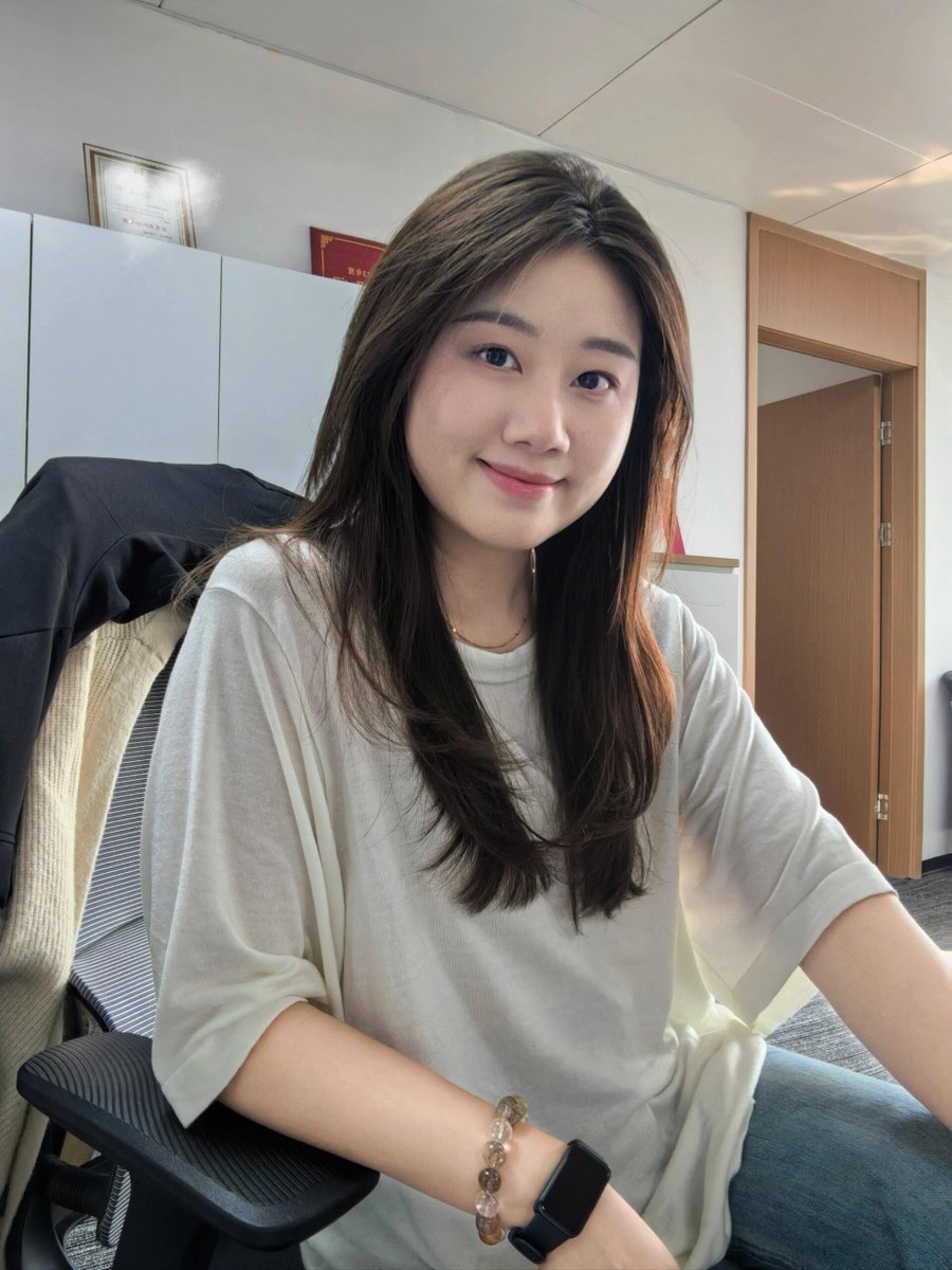 queen___kajal's tweet photo. 大家都说，30+的女人正值如狼似虎、知性成熟的年纪，所以你们说，我这样毫不避讳、大胆追求自己想要的生活，有错吗？ https://t.co/7BdK9iIcJl