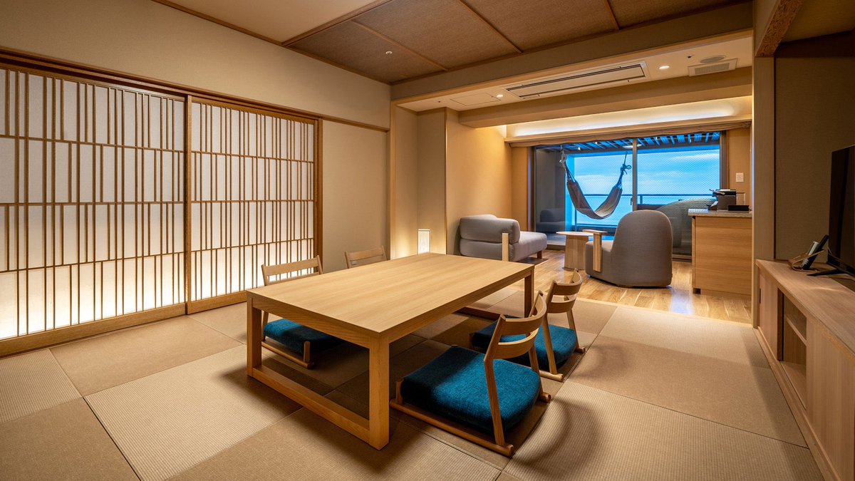 sora413s's tweet photo. 伊豆にある「食べるお宿 浜の湯」って宿

特に海側の景色が最高で、食事も美味しすぎるので食べすぎちゃう宿に改名した方がいい https://t.co/0LfUcgGvnG