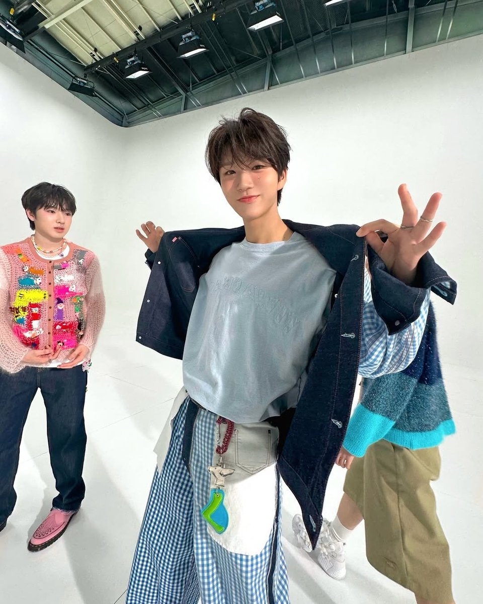 pabounchiinu tweet picture