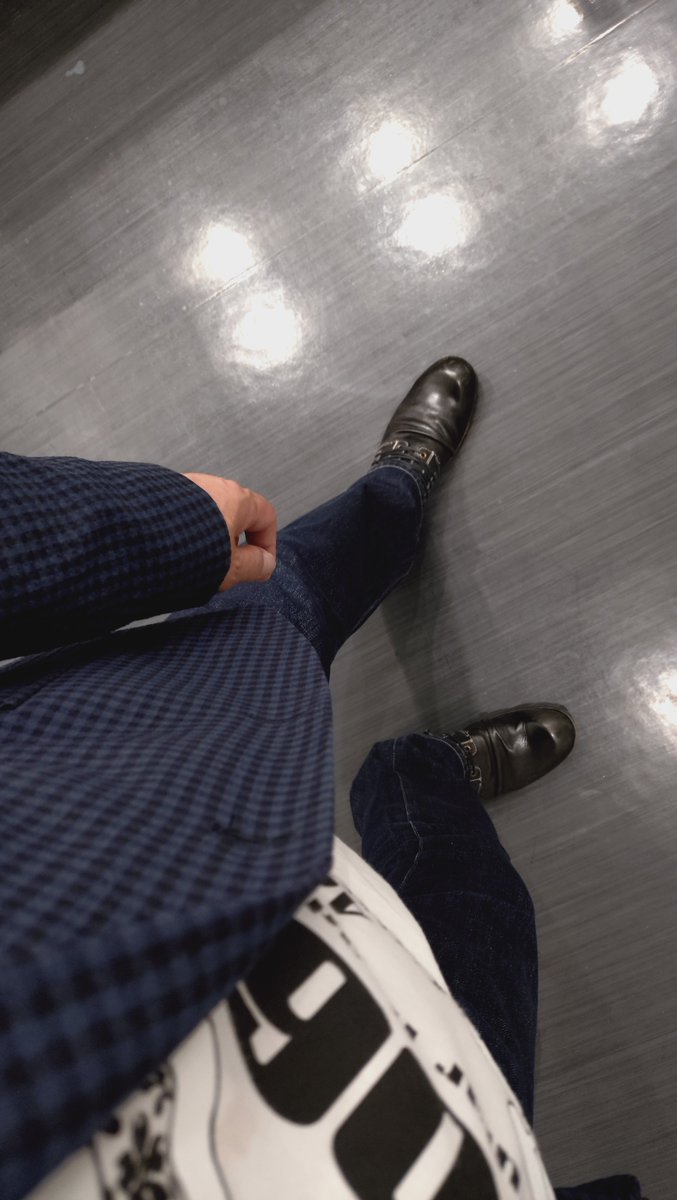 inachans's tweet photo. 今日のおじさんでした。 #ca4la #paulsmith #beams #tellason #whoopdedoo https://t.co/jQUZr1Meo8