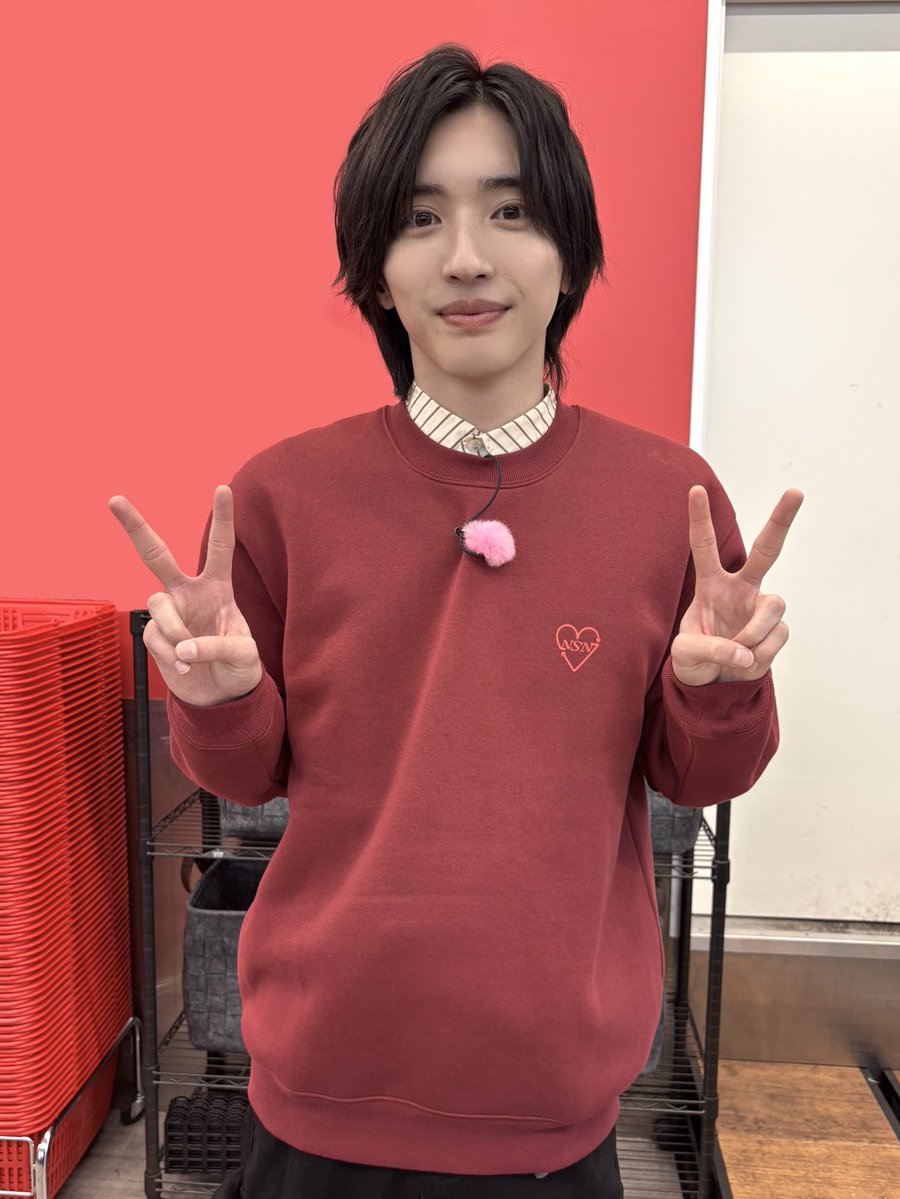 cx_mezamashi's tweet photo. あす18日(金)は「#なにわ男子のそれええやん！」
 
格安商品を
お宝探し感覚でゲットできるコーナー🪎や
有名企業と開発した話題のPBまで👏🏻

値上げ時代に逆走‼️
コスパで勝負するスーパーで
#道枝駿佑 くんがええやんを探すよ🩷

現在のええやんポイントは113❗️
道枝くんはいくつ見つけられるかな？ https://t.co/i9alHCp6Ue