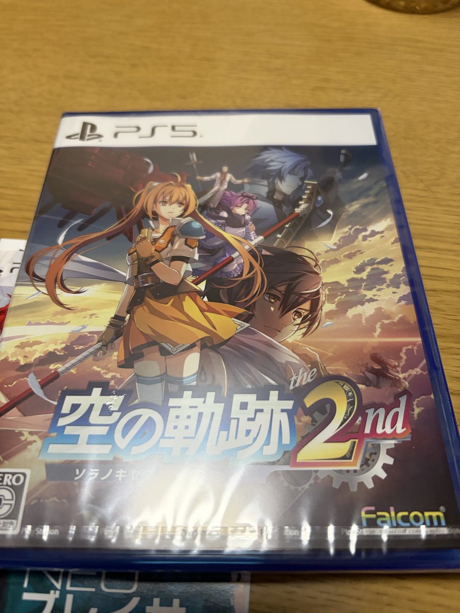 hitoshiP1108's tweet photo. 空の軌跡2nd届いた！
とりあえずTGS終わってからのんびり楽しむぞ！ https://t.co/Mx8H0DHq7c