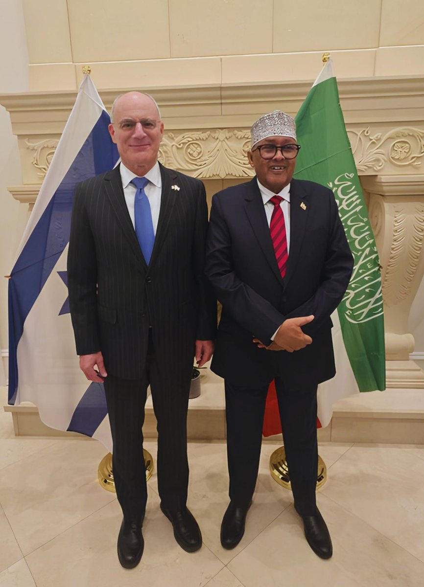Elior_Paul's tweet photo. Israel and Somaliland are standing as one in D.C.

I trust our American allies and friends will recognise the strategic and moral impediment in recognising Somaliland as the free state it is. https://t.co/7vWsQiF3Hm