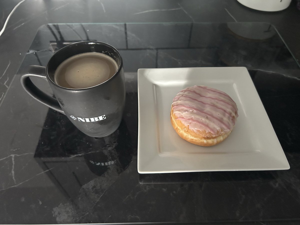 Ghhvac23's tweet photo. Nothing like a Greggs Strawberry Jammie &amp; a coffee to cheer yourself up. https://t.co/iWUoPeVpvx