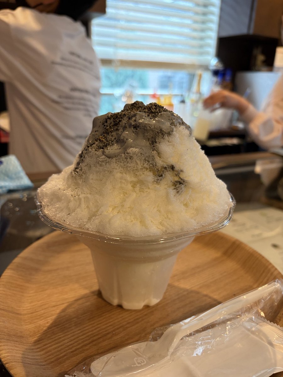 shiawaseayan's tweet photo. 2026.8.3

東京
表参道

仕事終わりに
幼なじみ、と久しぶりにお茶したよ😊

そのあとに
わたしひとりで
かき氷

黒胡麻杏仁😗💓

わたしが１年半前から参加してる
経営者会、異業種交流会で知り合った方の
お店☺️ https://t.co/UqRVZiEnon