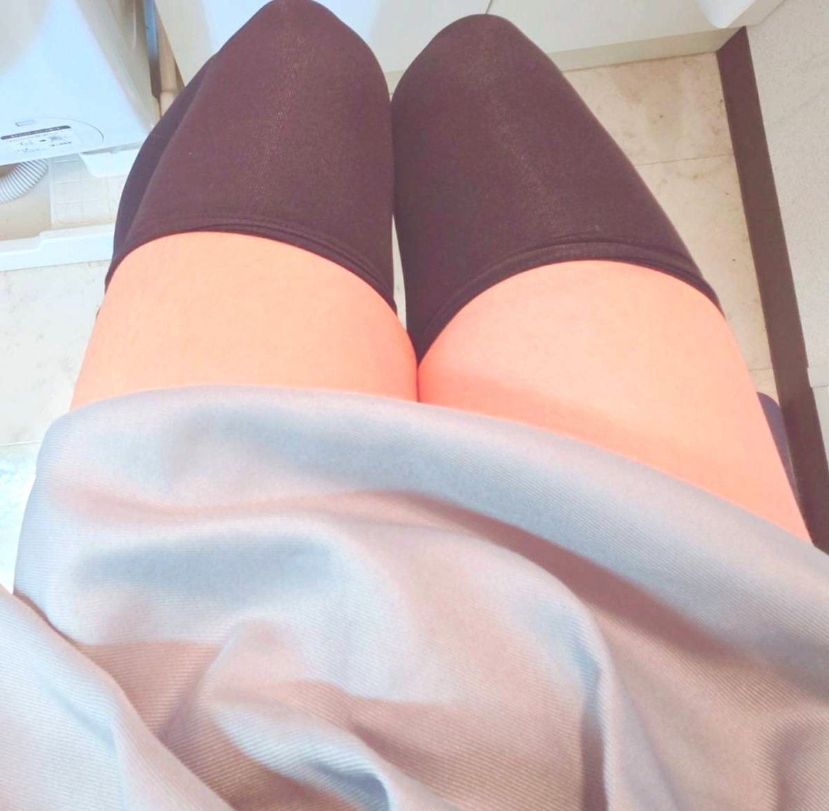 rhz47s's tweet photo. ＃ふともも
むち https://t.co/a5YrQn83rM