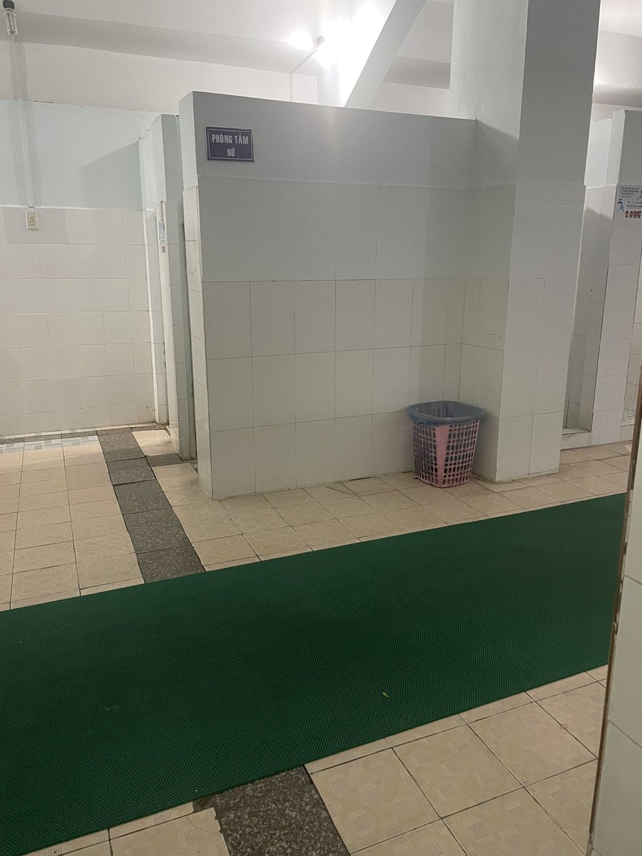 lamvo194's tweet photo. Có b nào bơi ở đây k https://t.co/2UxFGhxV0B