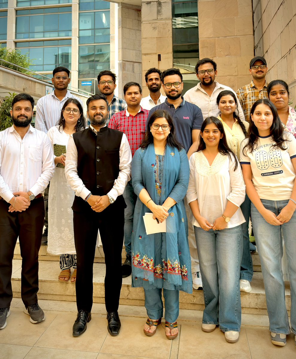 Akashtnnls's tweet photo. Guest Lecture on Legal Research Methodology at TERI School of Advanced Studies, New Delhi.
Thank you Prof. Dr. Kavita for the kind invitation. https://t.co/5LH2pj0Joi