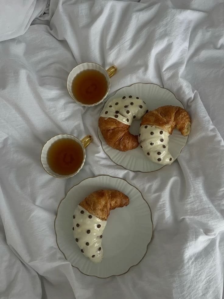 _herlore's tweet photo. everything polka https://t.co/LvRlfWmLCT