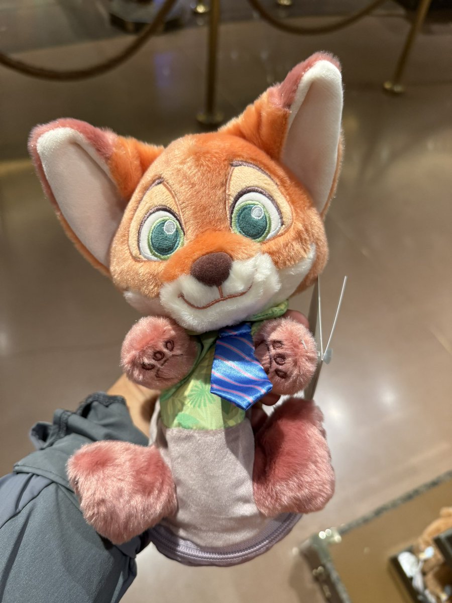 yazoe_'s tweet photo. 上海ディズニーランド、まだ入園もしてないのにこんなに楽しめて良いんですか https://t.co/M663bxyZ2g
