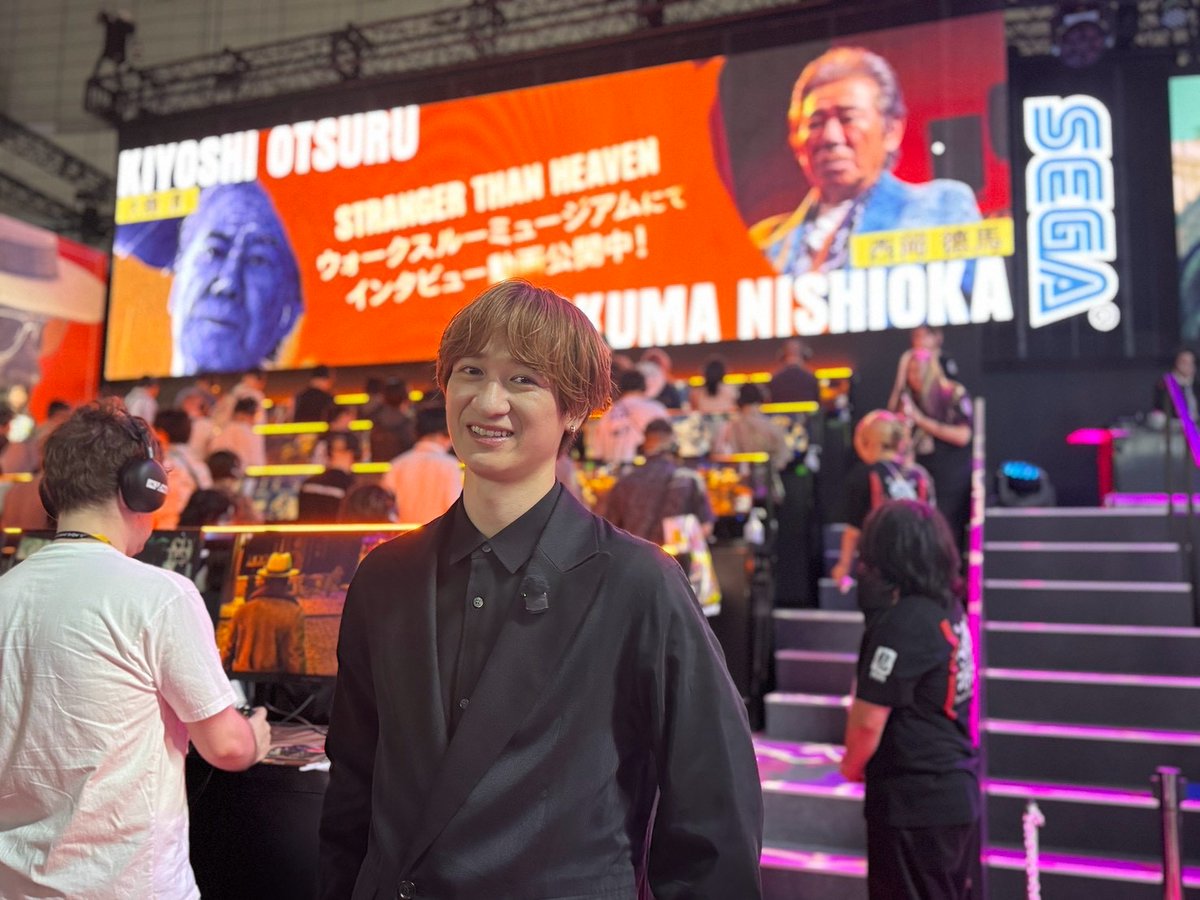 tokyo_game_show's tweet photo. ／
🌃#宮田俊哉 のTGS2026さんぽ
　セガ／アトラスブース
＼

「龍が如くスタジオ」完全新作
『STRANGER THAN HEAVEN』の世界を体感✨

さらに『ペルソナ４ リバイバル』エリアでは
リアルペルソナ召喚体験フォトに挑戦⚡
クマなりきりフォトスポットでも1枚🐻

@t_miyata_kmf2

📍4ホール／セガ・アトラスブース

#TGS2026 #東京ゲームショウ30th