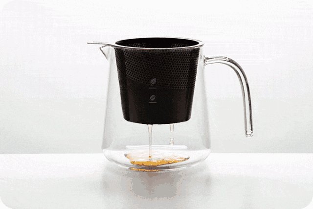 slowa767686's tweet photo. Try this 2-minute iced matcha latte recipe! Whisk matcha powder with hot water, pour over oat milk u0026 ice, done – creamy, energizing u0026 perfect for busy mornings. https://t.co/aLh2zpSmwn