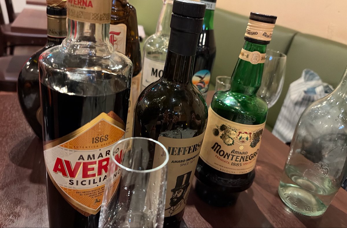 rush_r_b's tweet photo. 月曜のやつ
週末は土曜ランチしかしてないイタリアン
夜は初

乾杯スパークリングご馳走していただいた上に大量のグラッパもいただいてしまいました https://t.co/7EN0u2Zt8j