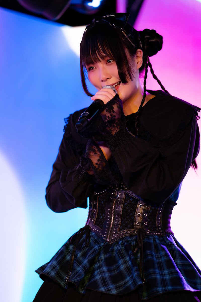Jimmy71044686's tweet photo. 9月16日㈬
【PPP〜Princess Pop Party〜#8】
📍秋葉原Venus
eMuaNoiR 天利萌音（@mone_amari ）
#エミュノワ #アイドル https://t.co/vGhfOSnIcG