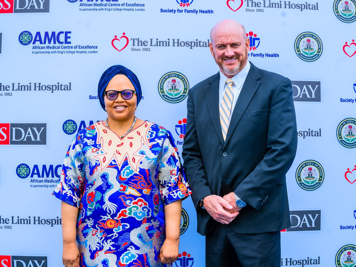 amce_africa's tweet photo. We contributed to the discussions through the insights and expertise of our CEO, Brian Deaver; Chief Medical Officer, Dr. Aisha Umar; and Chief Operating Officer, Anshul Govila, who joined other leading voices at the conference as key speakers.
#AMCE
#PatientCenteredCare https://t.co/pwEkqteoWC
