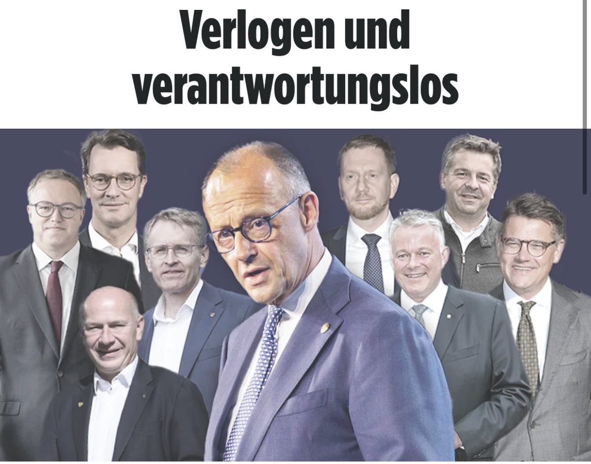 ronzheimer's tweet photo. Mein @bild Kommentar: „Seit dem desaströsen Ergebnis der CDU in Sachsen-Anhalt haben etliche Ministerpräsidenten darüber nachgedacht, ob und, wenn ja, wie sie den Bundeskanzler stürzen können. Weil NRW-Ministerpräsident Hendrik Wüst nicht gesprungen ist und nicht Kanzler werden will, richteten sich die Blicke auf Markus Söder. Doch am Ende waren die Spitzenleute der CDU erneut nicht bereit, Konsequenzen zu ziehen. Auch weil sie das Risiko scheuen.
Natürlich kann man argumentieren, dass ein Kanzlerwechsel zu riskant wäre und ein neuer Kanzler genauso scheitern könnte wie Merz. Aber das, was die Ministerpräsidenten mit ihrem Brief zur Unterstützung von Merz gemacht haben, ist vor allem eines: verlogen und verantwortungslos. Es ist verlogen, weil diesen Brief, der sich gegen „Personalspekulationen“ wendet, auch Ministerpräsidenten unterschrieben haben, die genau diese Spekulationen selbst betrieben haben. Und es ist verantwortungslos, weil der Brief eben keine uneingeschränkte Unterstützung für Merz bedeutet und damit am Ende alle entscheidenden Fragen offenbleiben. Dass der Name Friedrich Merz aus einer vorherigen Version gestrichen wurde, sagt dabei alles.
Die Menschen in Deutschland erwarten zu Recht, dass sich die Kanzlerpartei CDU um die drängendsten Probleme des Landes kümmert: um Preise, Wirtschaft, Arbeitsplätze und Migration. Entweder traut die CDU Merz zu, die notwendigen Reformen umzusetzen und Kanzler zu bleiben. Dann braucht es eine ehrliche und sehr viel deutlichere Unterstützung. Oder die CDU traut ihm das nicht zu. Dann sollten die Ministerpräsidenten handeln.
Alles dazwischen verlängert die Unsicherheit. Deutschland braucht Klarheit darüber, ob die Kanzlerpartei hinter ihrem Kanzler steht – oder nicht.“ https://t.co/UtDC16i4TU