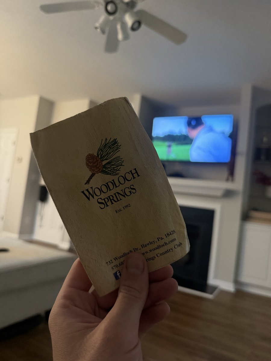 _JayDeeEl's tweet photo. @ForePlayPod @WoodlochSprings @PGZ_GOLF @FrankieBorrelli @BarstoolTrent Knew I had played there once. Quick drive from upstate ny. Had to pull the ole scorecard out of the golf bag to see what I shot… not pretty 😂 https://t.co/tbmdh8b3Pa