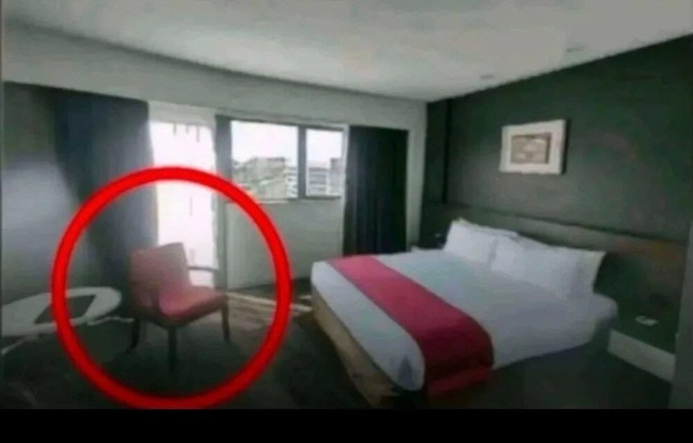 samitingz's tweet photo. Was watching a vid of a couple joking and I laughed with them https://t.co/6irkwuhAQE
