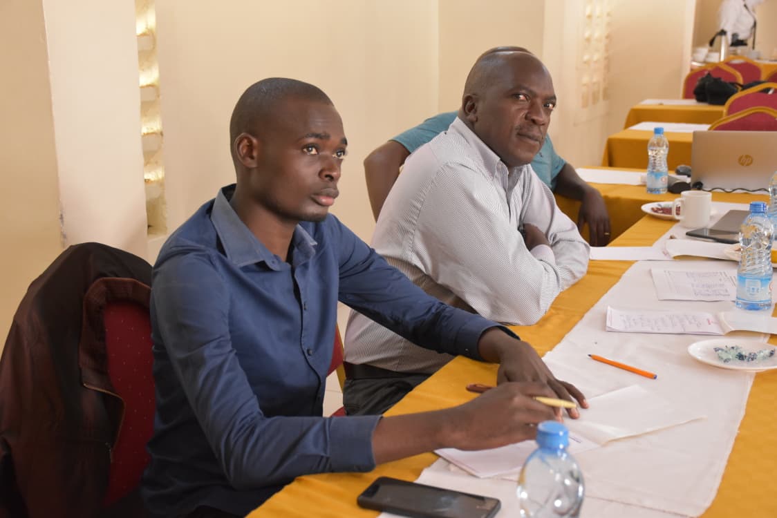 MediaCouncilK's tweet photo. Kakamega media engagement: @MediaCouncilK urged journalists and media practitioners to strengthen professional election reporting, factchecking and safety preparedness ahead of the 2027 General Election.
#KeElection2027 #MediaKe https://t.co/pnscJQ2UTt