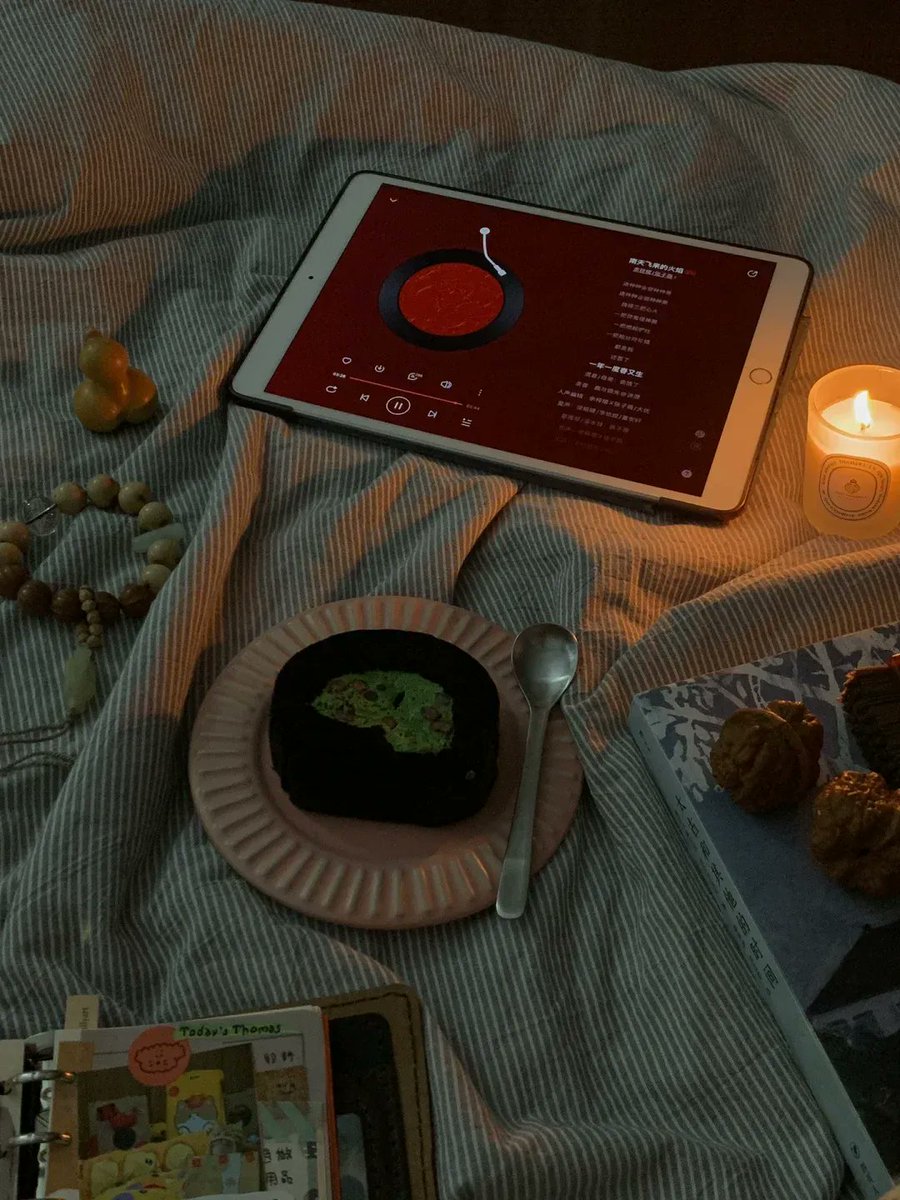 petim256408's tweet photo. Missing your laugh from miles away—but a late-night call + your fave snack pic make the distance feel tiny. We’re still side by side, just in different time zones. https://t.co/0O6BeDxcGq