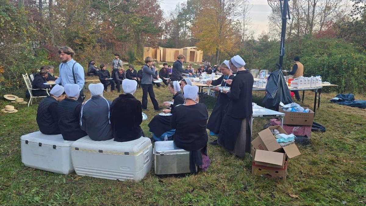 HaleLiberty1's tweet photo. @MrWhiplash_ @Tapper195 I REMEMBER: When Hurricane Helene decimated Appalachia and Winter was bearing down on victims and Governor Roy Clark had NO emergency plans and the Biden Administration had no FEMA money because they were caring for Illegal Immigrants, the Amish came to rescue their neighbors. https://t.co/oMoYvDJMJ2