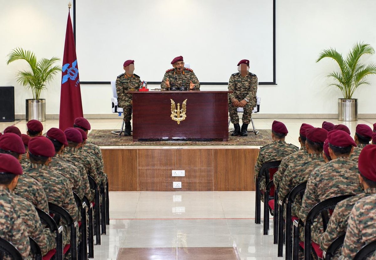 westerncomd_IA's tweet photo. ENHANCING COMBAT EDGE | NAHAN MILITARY STATION

Lt Gen Pushpendra Singh, AVSM, SM**, GOC-in-C #WesternCommand & Colonel of the Parachute Regiment, visited Nahan Military Station and reviewed operational preparedness and capability enhancement initiatives.

The #ArmyCommander was briefed on measures strengthening combat preparedness, adoption of modern technology and mission-oriented training aligned to contemporary operational scenarios, with emphasis on precision, agility and operational effectiveness.

Interacting with the troops, he commended the Paratroopers for their professionalism, commitment and high standards of operational readiness, and exhorted them to remain agile, technologically empowered and ever ready for the most demanding missions.

The visit reaffirmed #WesternCommand’s commitment to building a combat-ready, technologically enabled and future-oriented force, prepared to deliver decisive outcomes across the spectrum of operations.

#IndianArmy #ParachuteRegiment #AirborneWarriors #CombatReady #FutureReady

@adgpi
@SpokespersonMoD
@prodefencechan1
@prodefencejammu