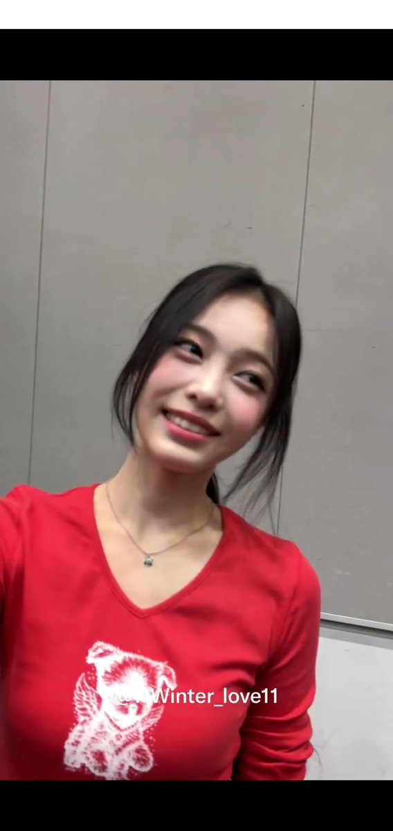 codeiann's tweet photo. CANTIK BANGETTT MERAH MERONA https://t.co/cOswi5CHGz