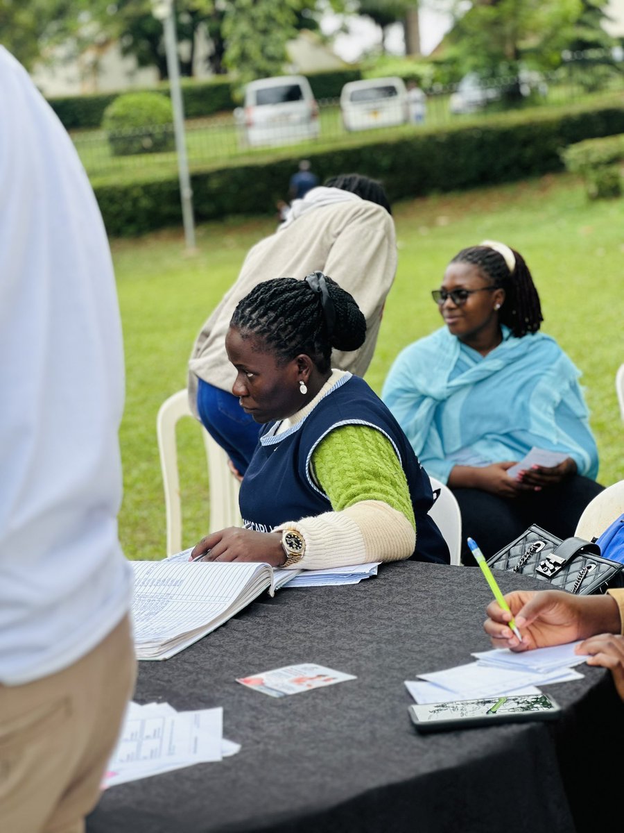 makcancer's tweet photo. Earlier on as part of our team is engaging the students on cancer awareness and early screening together with a team from the community service from @UgandaCancerIns at the Annual Medical Camp by the @MakGuild led by Her Excellency @kadondigracious https://t.co/mefJDM8xS7