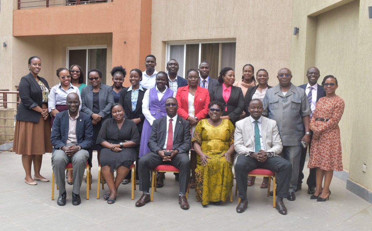 Mglsd_UG's tweet photo. Permanent Secretary @AggreyKibenge has called for collective action by Government, Employers, Workers’ Organisations &amp; Development Partners to advance decent and productive employment in Uganda. 
@mopsuganda @mofpedU @UgandaMediaCent 
#DecentWork #LabourRights https://t.co/S2IIYh1psE