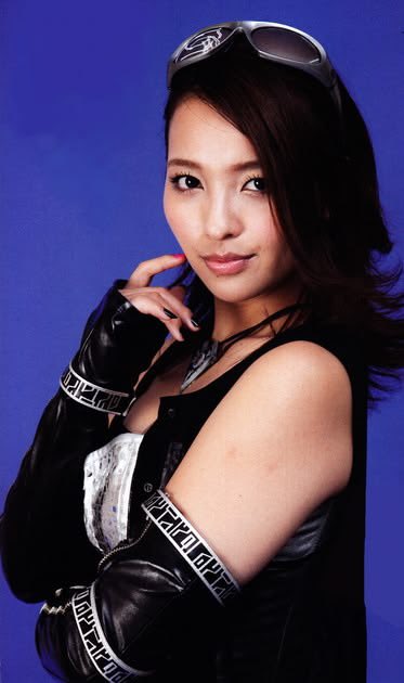 X98S0's tweet photo. (2) 特命戦隊ゴーバスターズ エスケイプ

この頃から敵女に負けるヒーローという妄想がはじまりました…
多分まだ5歳の頃です。
これまたセクシーな顔つきに子供番組とは思えないボディ。

テレビマガジン(？)で1ページ丸々エスケイプの写真があって、無意識に股間を反応させてた思い出… https://t.co/xGoKCr63zM