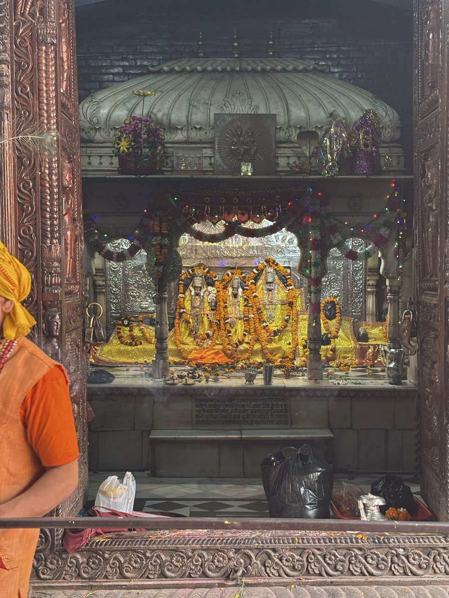 Tejas1081's tweet photo. @sunflowermuse_ Yellow from mine Gallery :) https://t.co/w6CI1USAVY